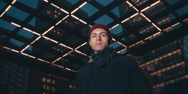 Lorenz-Kellhuber_by-Bastian-Fischer_02_712x356
